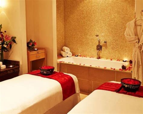 There are two kinds of massage parlours in Jakarta "Family Spas" or "Day Spas" are providing normal massages and treatments for both men and women, without any sexual services. . Massage parlour